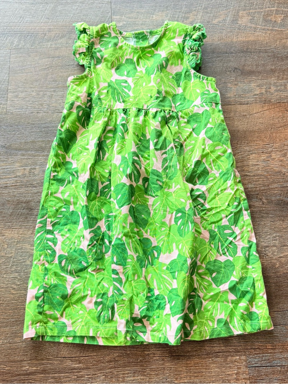 Classic Whimsy girls size 6 dress